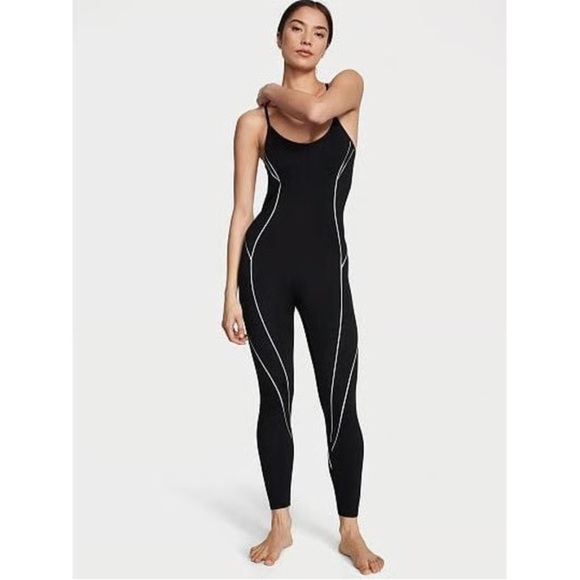 Victorias Secret Fine Lines Black Full-Length Bodysuit with White Size M NWT - Picture 1 of 9